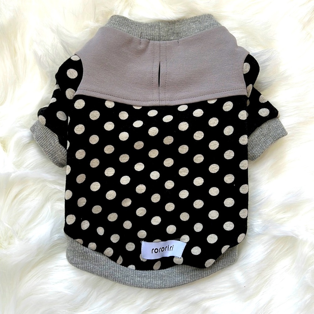 Rororiri Black and Gray dots Sweatshirt